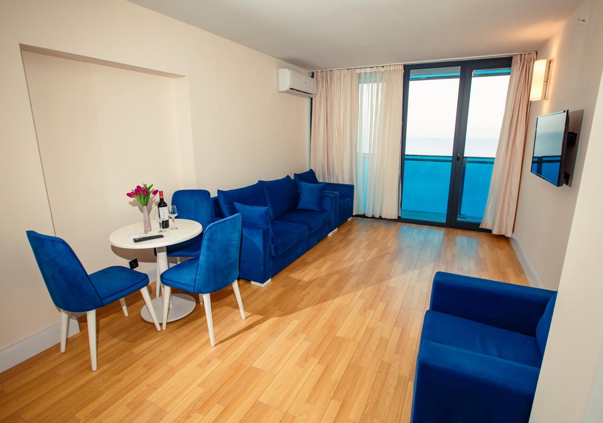 Panorama Batumi Beach Resort Exterior photo